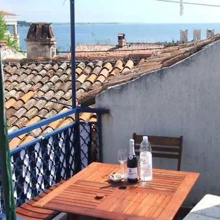 בית נופש Holiday In Novigrad/istrien 36130